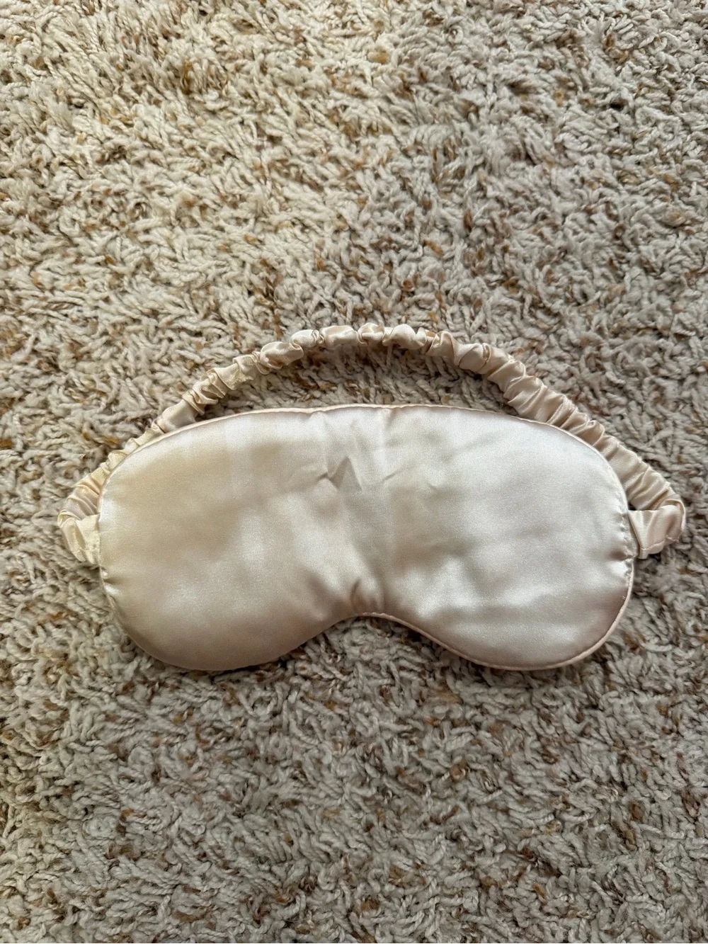 Silk Eye Mask in Champagne - Gentle Light-Blocking Sleep Mask